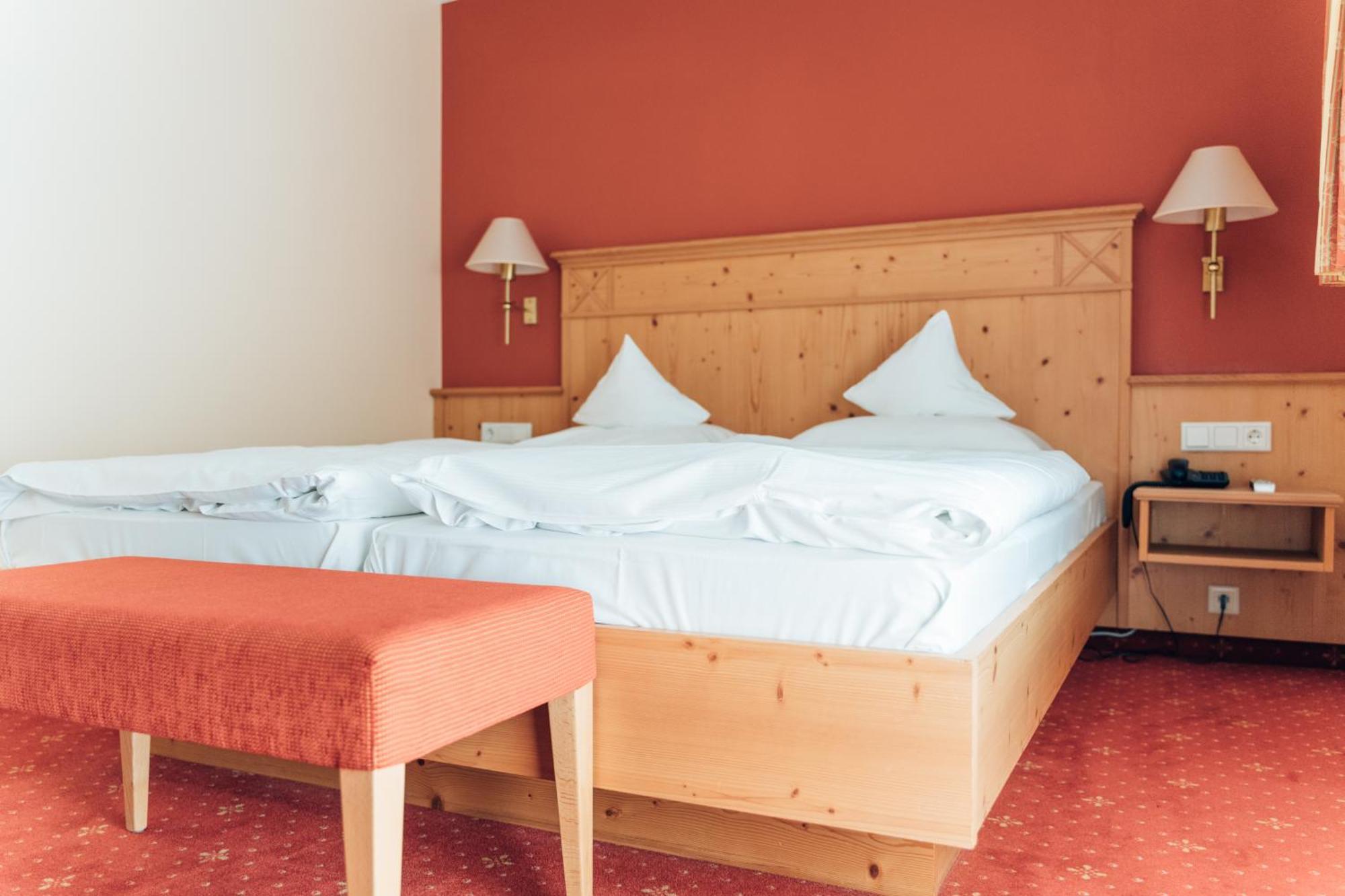 Akzent Hotel Berg'S Alte Bauernschaenke- Wellness Und Wein Rüdesheim nad Renem Zewnętrze zdjęcie